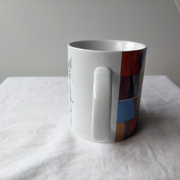 Naoki Yoshimoto Artist MoMA Museum Of Modern Art Graphic Mug Cup 2015 - Picture 8 of 12